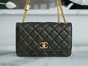 Chanel WOC Gold Bucket Dark Green Size 12.3 × 19.2 × 3.5 cm - 1