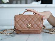 Chanel Mini Messenger Bag Caramel Size 15 x 10.5 x 5 cm - 1