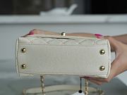Chanel Coco Handbag Snow White Size 13 × 19 × 9 cm - 3