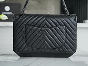 Chanel Flap Bag Cowhide Black Size 28 cm - 3