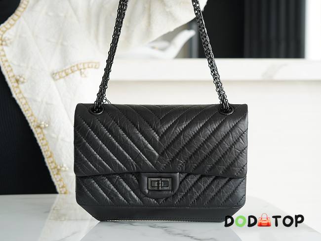 Chanel Flap Bag Cowhide Black Size 24 cm - 1