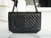 Chanel Flap Bag Cowhide Black Size 24 cm - 4