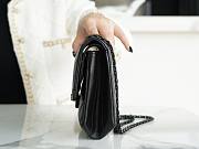 Chanel Flap Bag Cowhide Black Size 24 cm - 2