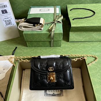 Gucci Matelassé Leather Small Handbag Black Size 18 x 13 x 6.5 cm
