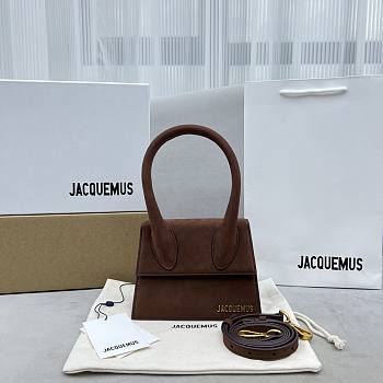 Jacquemus Medium Frosted Chocolate Size 18 x 15.5 x 8 cm