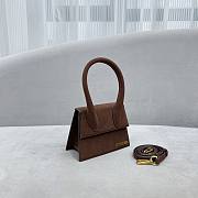 Jacquemus Medium Frosted Chocolate Size 18 x 15.5 x 8 cm - 6