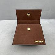 Jacquemus Medium Frosted Chocolate Size 18 x 15.5 x 8 cm - 3