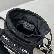 Prada Mobile Phone Bag Black Size 12 x 18.5 x 6 cm - 4