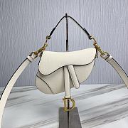 Dior Saddle Bag With Strap White Size 19.5 x 16 x 6.5 cm - 1