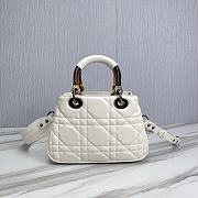 Dior Shoulder Bag White 01 Size 25 x 17 x 9 cm - 2