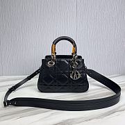 Dior Shoulder Bag Black 01 Size 25 x 17 x 9 cm - 1