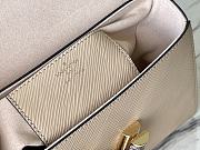 Louis Vuitton Twist Medium Handbag Size 23 x 17 x 9.5 cm - 5
