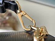 Louis Vuitton Twist Medium Handbag Black Size 23 x 17 x 9.5 cm - 6