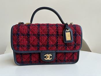 Chanel Small Retro Bag Red Size 25 x 21.5 x 7 cm