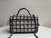 Chanel Small Retro Bag Size 25 x 21.5 x 7 cm - 2