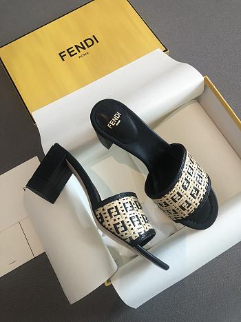 Fendi Shoes 09