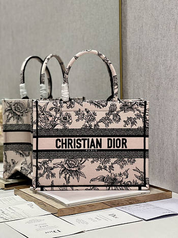 Dior Book Tote Bag Medium 01 Size 36 x 27.5 x 16.5 cm