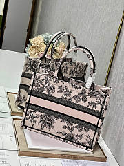Dior Book Tote Bag Medium 01 Size 36 x 27.5 x 16.5 cm - 3