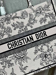 Dior Book Tote Bag Large 01 Size 42 x 35 x 18.5 cm - 2