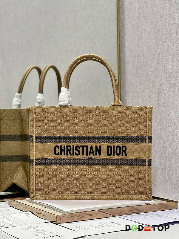 Dior Book Tote Bag Medium 02 Size 36 x 27.5 x 16.5 cm - 1