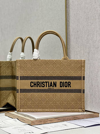 Dior Book Tote Bag Medium 02 Size 36 x 27.5 x 16.5 cm