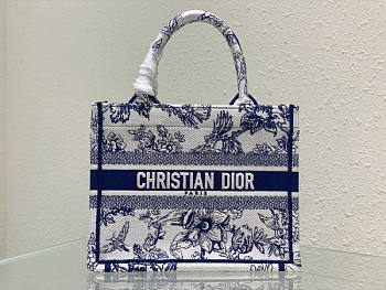 Dior Book Tote Bag Small Size 26.5 x 21 x 14 cm