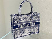 Dior Book Tote Bag Medium 03 Size 36 x 27.5 x 16.5 cm - 4