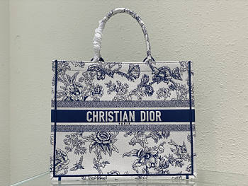 Dior Book Tote Bag Large 03 Size 42 x 35 x 18.5 cm