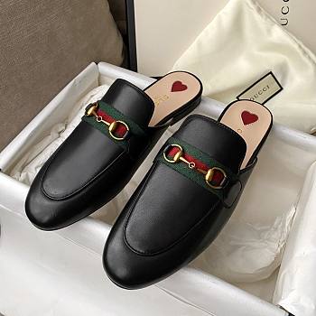 Gucci Slippers 02