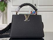 Capucines Small Handbag Black Size 27 cm - 1