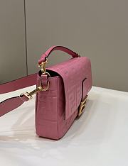 Fendi Flip Crossbody Handbag Pink Size 32 x 5 x 16 cm - 3