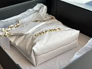 Chanel 22 Tote Bag White Pearl Size 25 x 22 x 6.5 cm - 6