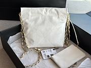 Chanel 22 Tote Bag White Pearl Size 25 x 22 x 6.5 cm - 4