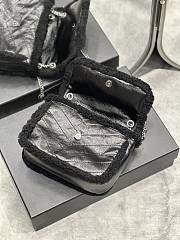 YSL Saint Laurent Niki Small Shearling-trimmed Quilted Crinkled-leather Shoulder Bag Size 22×16.5×12 cm - 4
