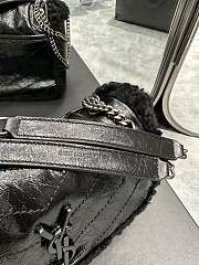 YSL Saint Laurent Niki Small Shearling-trimmed Quilted Crinkled-leather Shoulder Bag Size 22×16.5×12 cm - 5