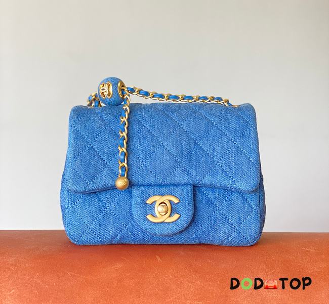 Chanel Flap Bag Mini Denim Size 17 cm - 1