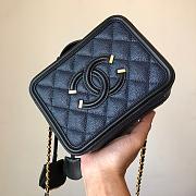 Chanel Vanity Case Black Size 17 x 13 x 7 cm - 4