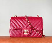 Chanel V Flap Bag Caviar Red Size 20 cm - 1