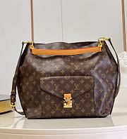 Louis Vuitton Metis Shoulder Bag Size 32 x 36 x 14 cm - 1