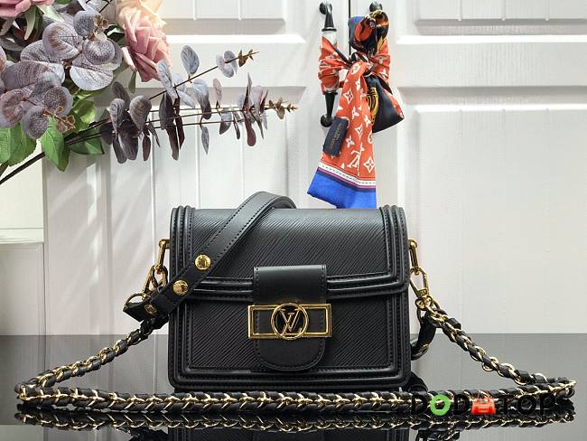 Louis Vuitton LV Dauphine Mini Bag M90499 Size 20 x 15 x 9 cm - 1