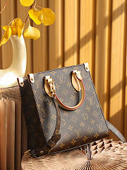 Louis Vuitton Sac Plat PM Monogram Canvas Size 21.5 x 22 x 9 cm - 3