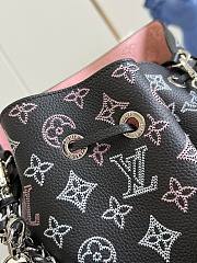 Louis Vuitton Bella Mahina Leather Handbag M21096 Size 19 x 22 x 14 cm - 2