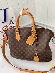 Louis Vuitton Lock It Monogram Size 44 x 34 x 16 cm - 4