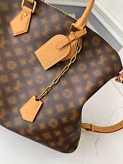 Louis Vuitton Lock It Monogram Size 44 x 34 x 16 cm - 2