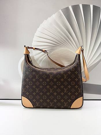  Louis Vuitton Boulogne Shoulder Bag M51265 Size 30 x 19 x 10 cm