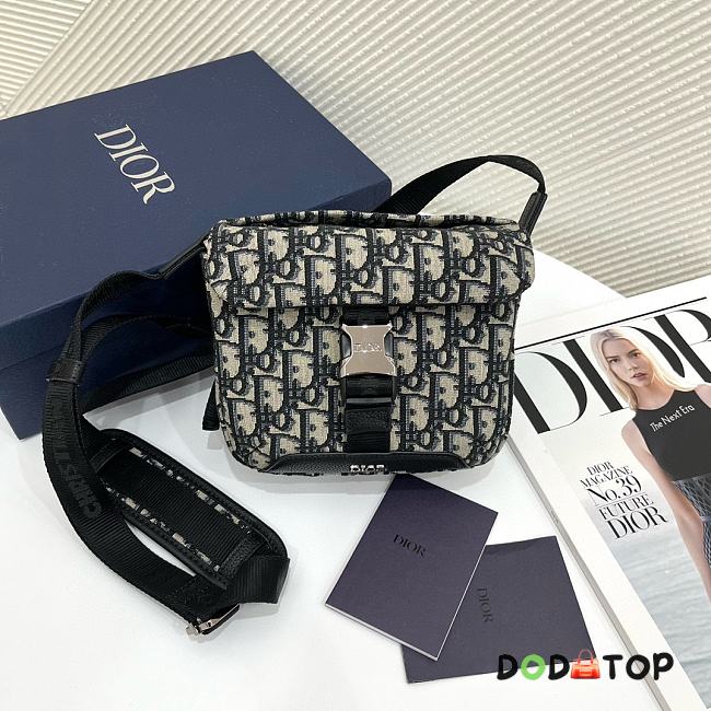 Dior Oblique Presbyopic Small Messenger Bag Size 20 x 5 x 15 cm - 1