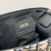 Dior Oblique Presbyopic Small Messenger Bag Size 20 x 5 x 15 cm - 2