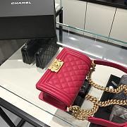 Chanel Boy Bag Caviar Pink Size 20 cm - 5