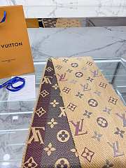 Louis Vuitton cashmere scarf - 3