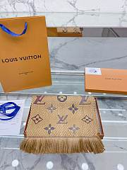 Louis Vuitton cashmere scarf - 5